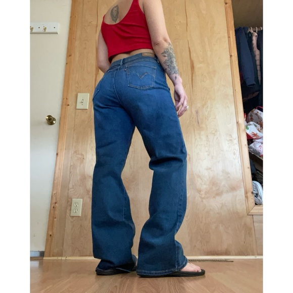 Levi's Women's Dark Blue Boot Cut Jeans - Picture 1 of 5